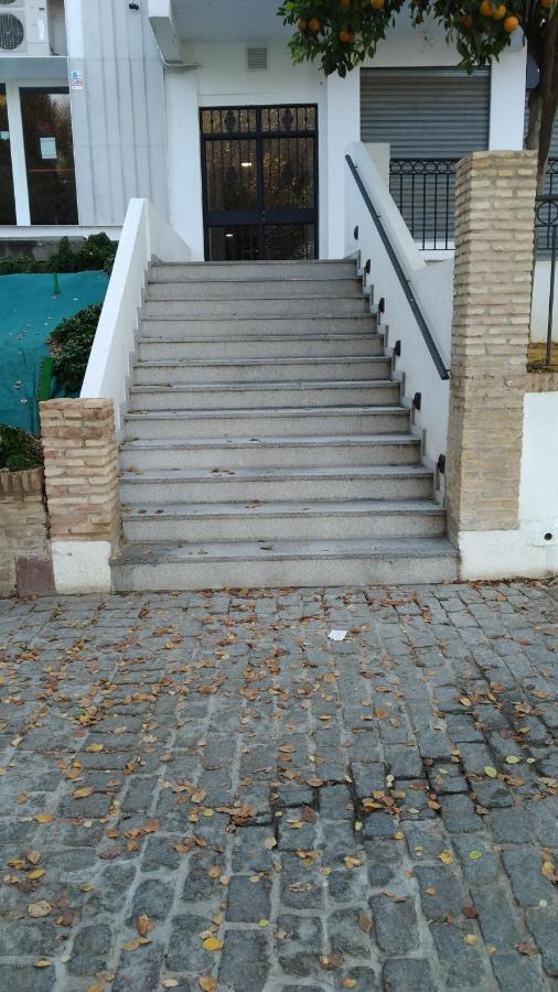 Apartamento Con Vistas Al Rio Guadalquivir En Triana, Sevilla Exterior foto